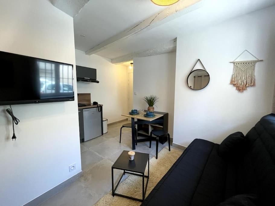 Apartamento Petit Cocon Douillet Climatise Pour 2 Pers La Crau Exterior foto